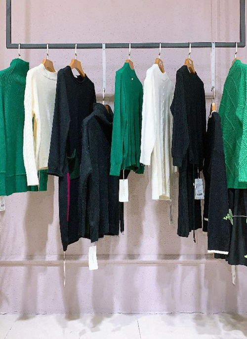 隆陽(yáng)區(qū)2021年春夏新款品牌折扣女裝批發(fā)供貨中心 探秘廣州市衣琳服飾的折扣服裝批發(fā)優(yōu)勢(shì)