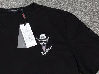 中國(guó)南北批發(fā)市場(chǎng)對(duì)比 北京商務(wù)男裝尾貨與廣州二手家具家紡的折扣批發(fā)商機(jī)